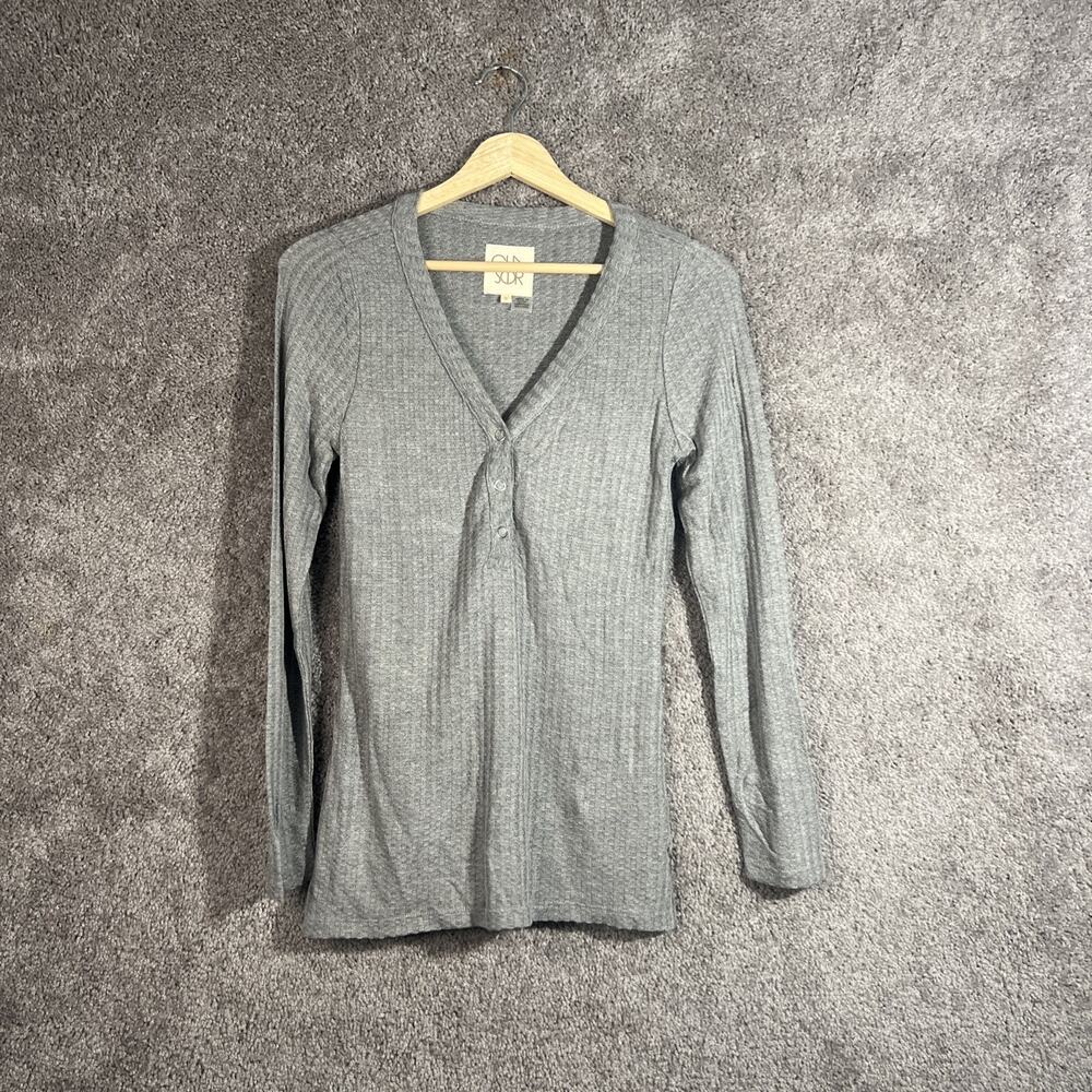 Chaser Womens Small Gray Textured Snap Button Long Sleeve V Neck Top Shirt NWT